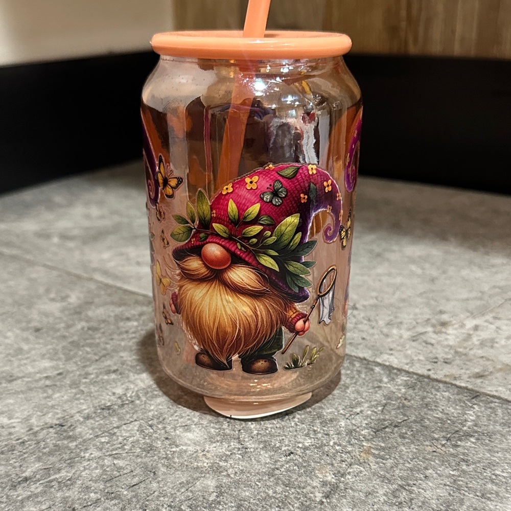Whimsical Gnome 18oz Iridescent Peach Glass Cup with Straw & Lid